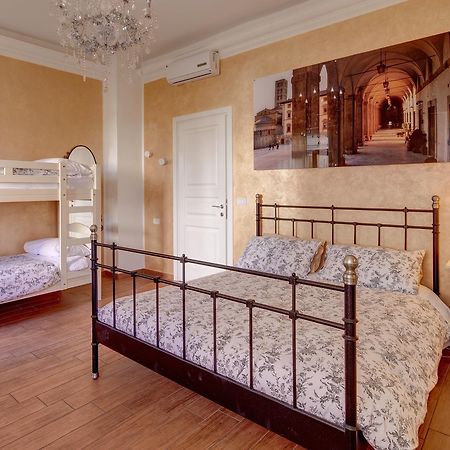 Cento Passi Dal Duomo B&B 阿雷佐 外观 照片