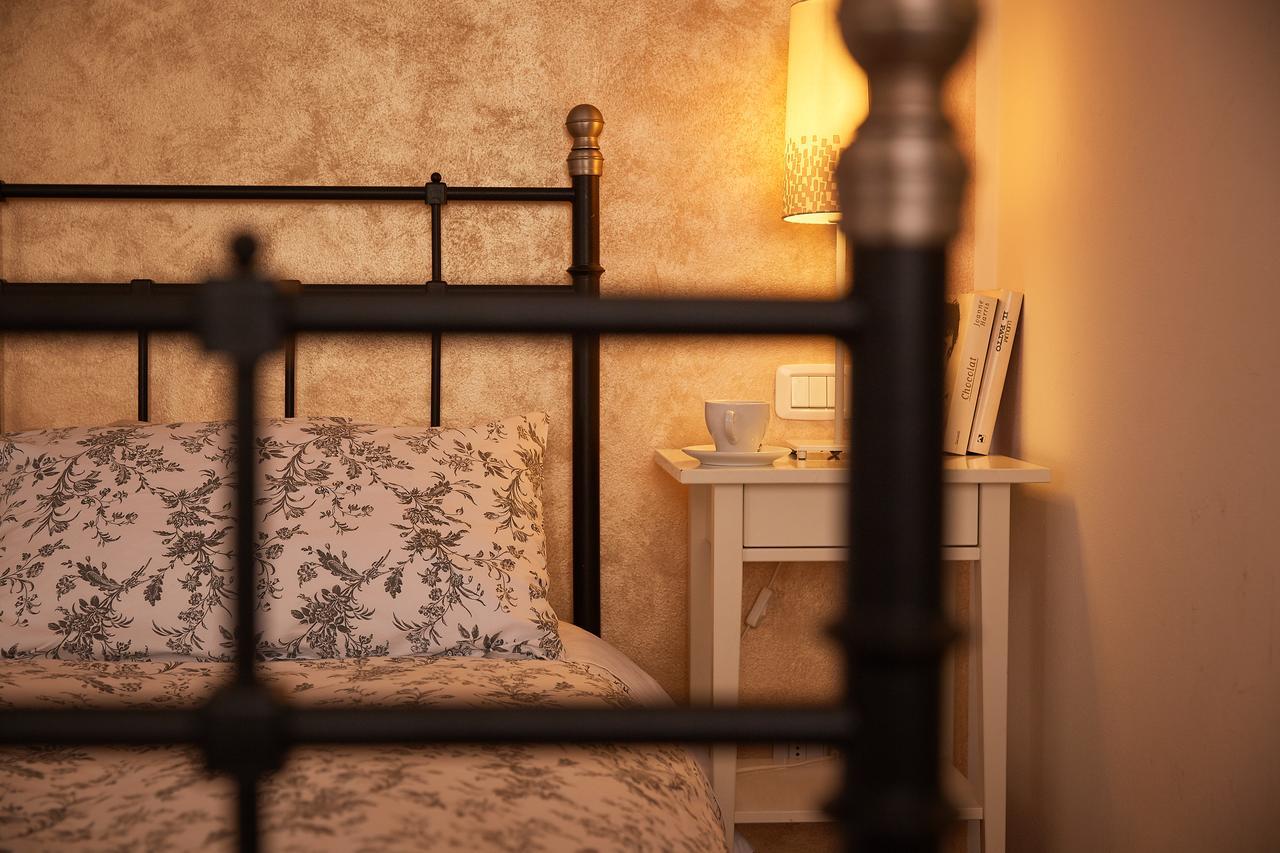 Cento Passi Dal Duomo B&B 阿雷佐 外观 照片