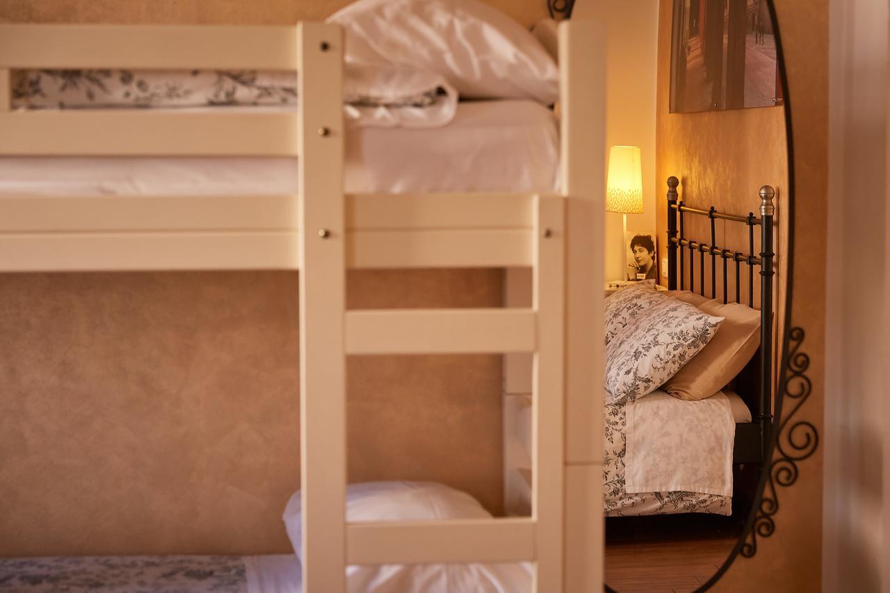 Cento Passi Dal Duomo B&B 阿雷佐 外观 照片