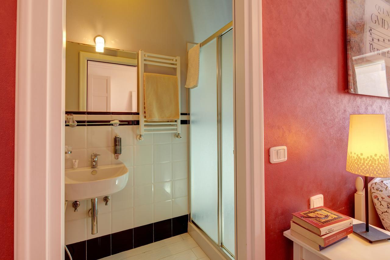 Cento Passi Dal Duomo B&B 阿雷佐 外观 照片