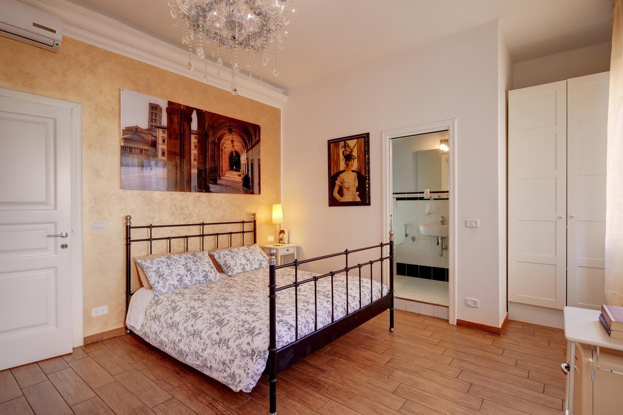 Cento Passi Dal Duomo B&B 阿雷佐 外观 照片